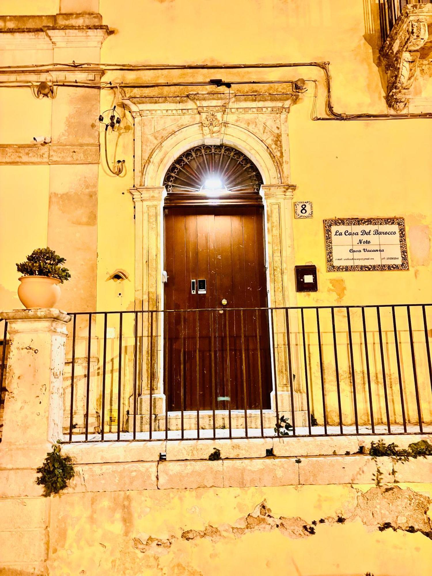 فندق La Casa Del Barocco نوتو المظهر الخارجي الصورة